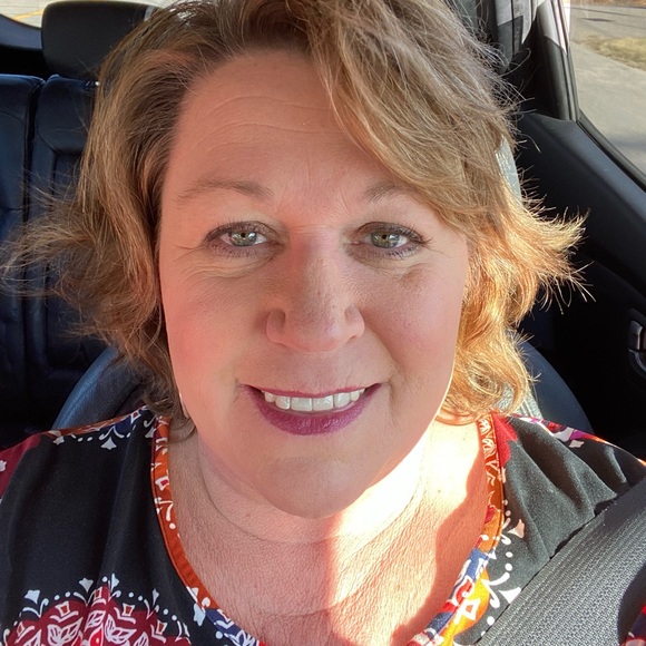 Meet your Posher, April - Picture 8 of 8